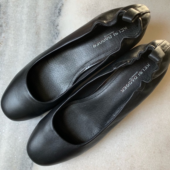 Kelsi Dagger Brooklyn | Lott Square Toe Pump - Picture 2 of 8